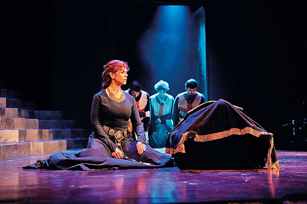 Siobhan Redmond in "Dunsinane" from National Theatre of Scotland (photo by Ka Lam)