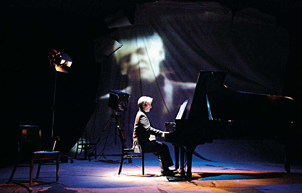 Felder in "Maestro Bernstein" at the Geffen Playhouse (photo by Michael Lamont)