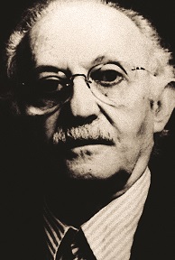 Strasberg, a co-founder of the Group Theatre, interpreted Stanislavsky for America and trained iconic actors such as Marlon Brando and Marilyn Monroe.