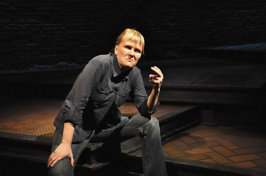 Tami Dixon in "South Side Stories" at Pittsburgh's City Theatre. (Photo by Sue llen Fitzsimmons)
