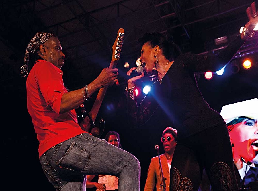 Ronnie Drayton and Nona Hendryx in "longstoryshort: remixed," at SummerStage. (Photo by Isabel Zimmerman)