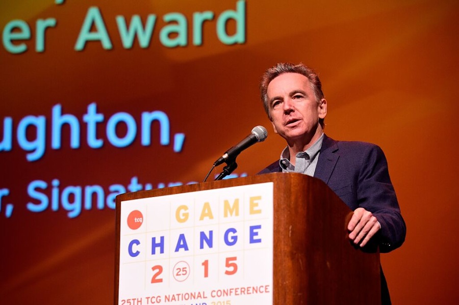 Jim Houghton of Signature Theatre accepts his Visionary-Game Changer Award. (Photo by Roger Mastroianni)